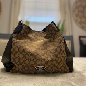 Coach Signature Edie